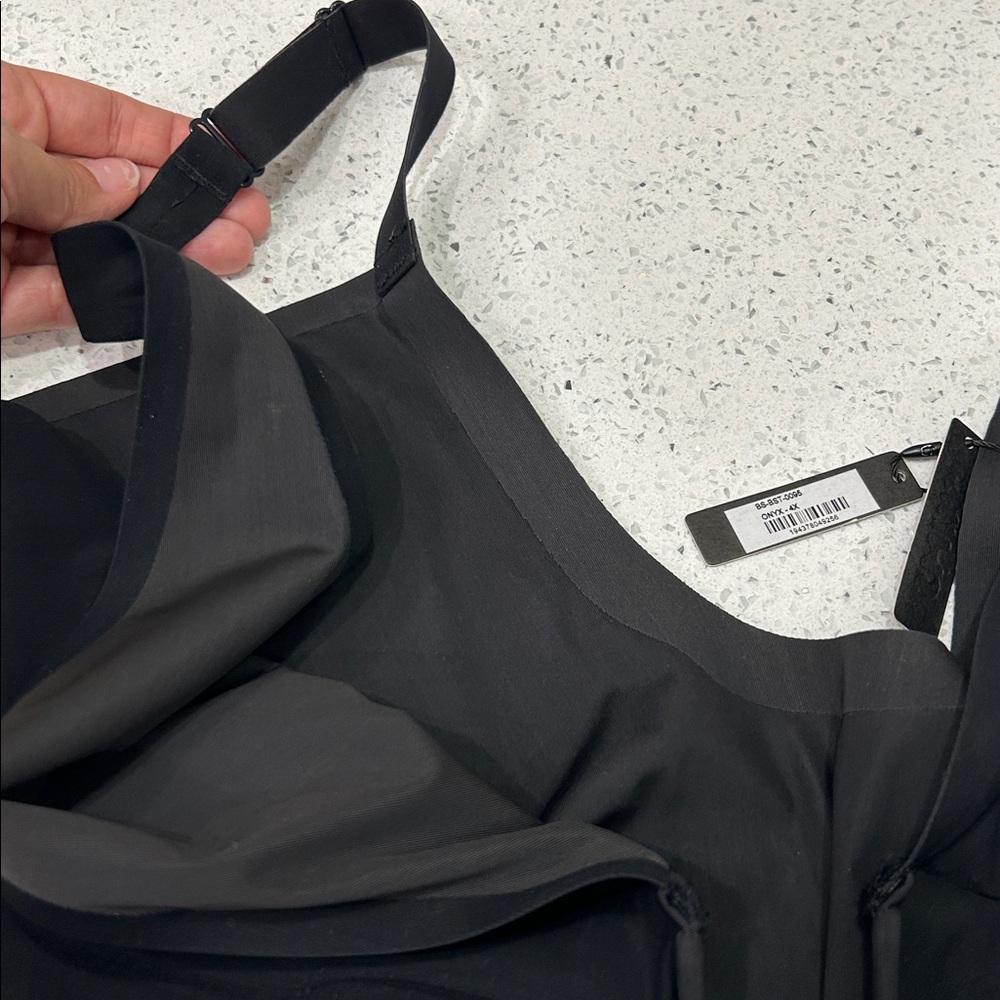 SKIMS Thong Bodysuit - Picture 4 of 7